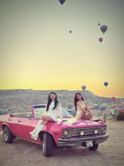 Sunrise Balloon Viewing with Classic Car –Magical Cappadocia - Balloon-Watching on Wheels: The Idea That Works