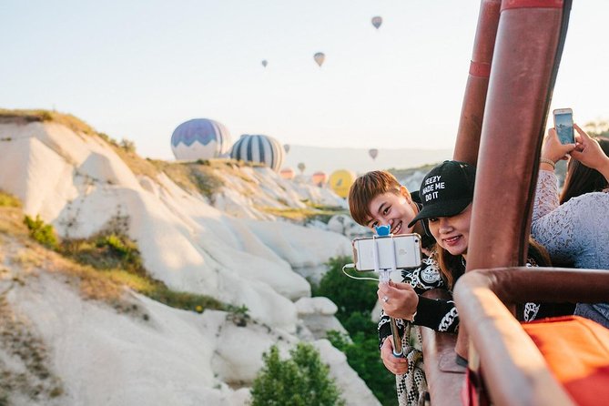 Sunrise Hot Air Balloon Flight Over Göreme & Fairy Chimneys - Views are the point, but basket comfort affects what you see