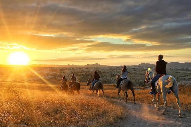 Sunset Horse Back Riding tour - Who This Sunset Horse Ride Fits Best