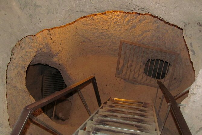 Top Notch Cappadocia: All in 1 Day Cappadocia Tour - Uchisar Castle: the “look down and understand” stop