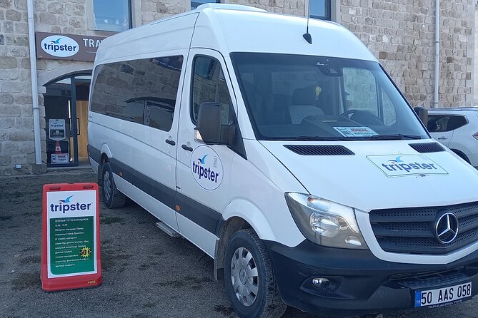 Transfer between Nevşehir/Kayseri Airport and Cappadocia hotels - The Pickup Experience: AC Van, English Support, and a Sign