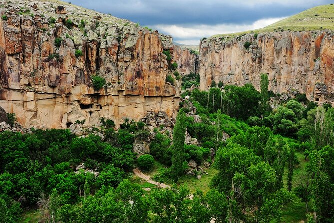 Underground City and Hıkıng Tour İn Cappadocia - A comfortable start from Göreme and nearby towns